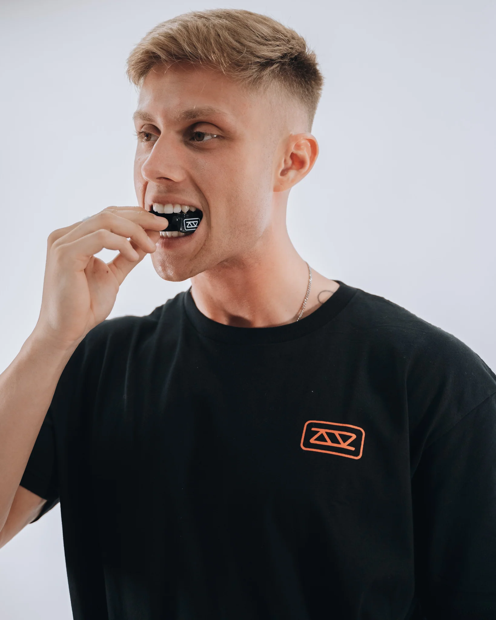 BUCAL DE FUERZA - NEGRO - Image 6