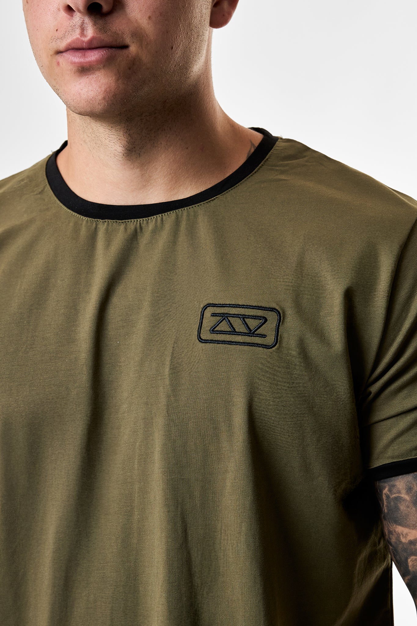 CAMISETA BÁSICA PBS - VERDE - Image 3