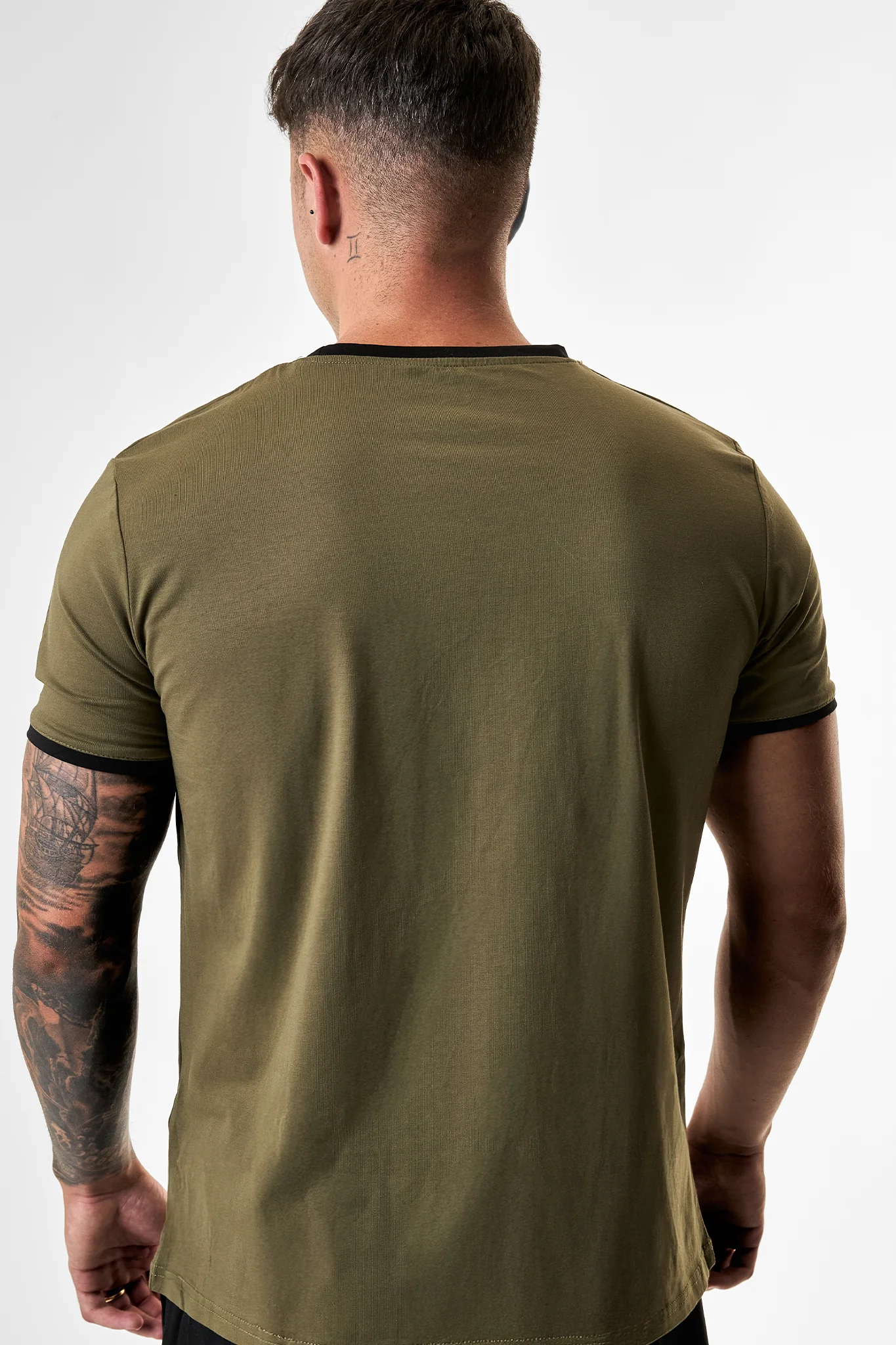 CAMISETA BÁSICA PBS - VERDE - Image 4